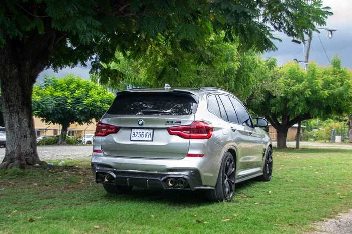 How to Open the Bootlid on a BMW E83 X3 from Inside